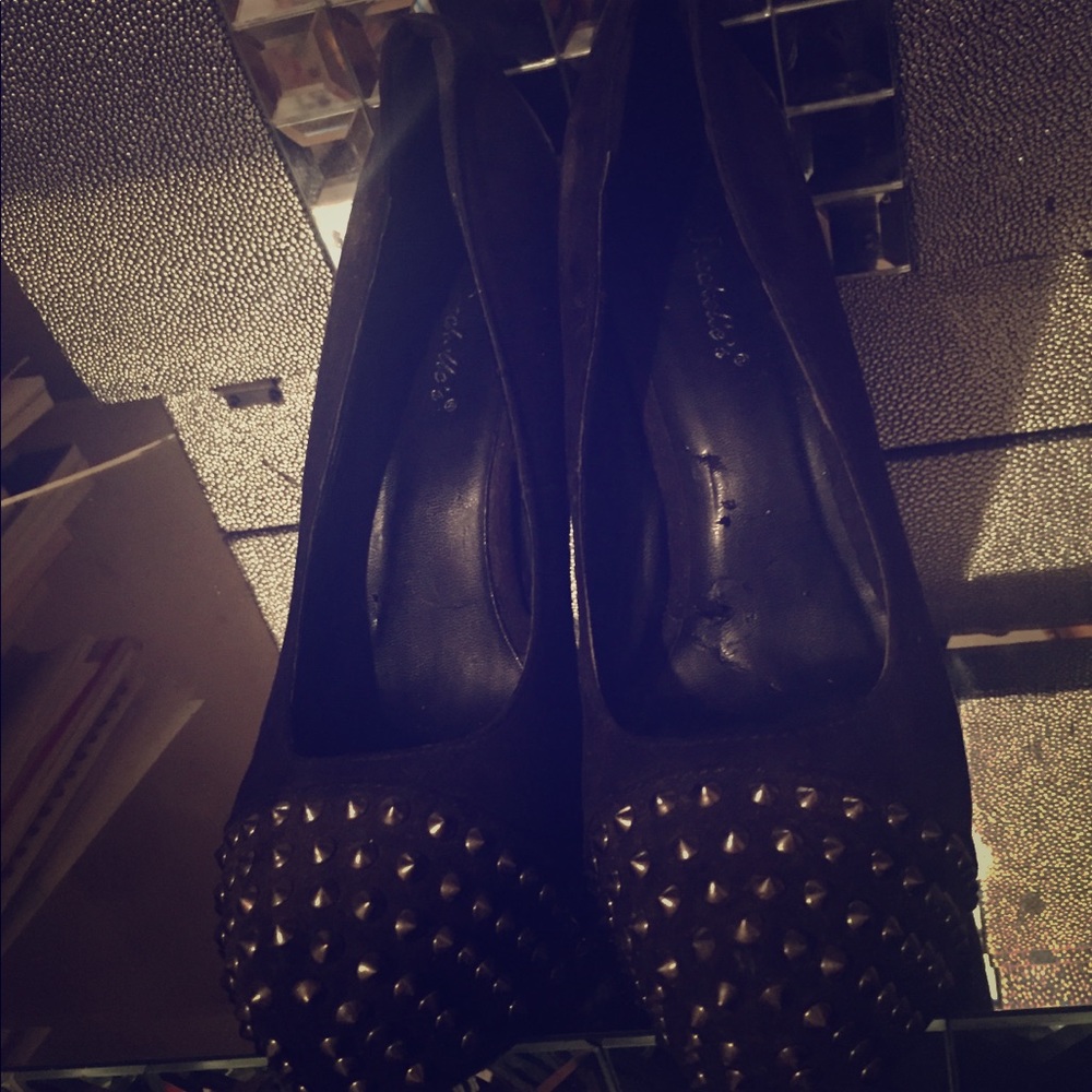 Black sued 4-6inch studded heels